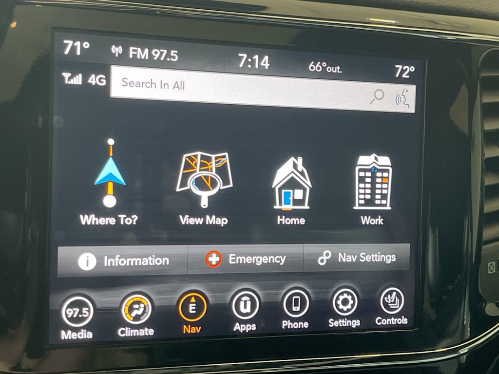 Thumbnail: 2021 Jeep Grand Cherokee - 25
