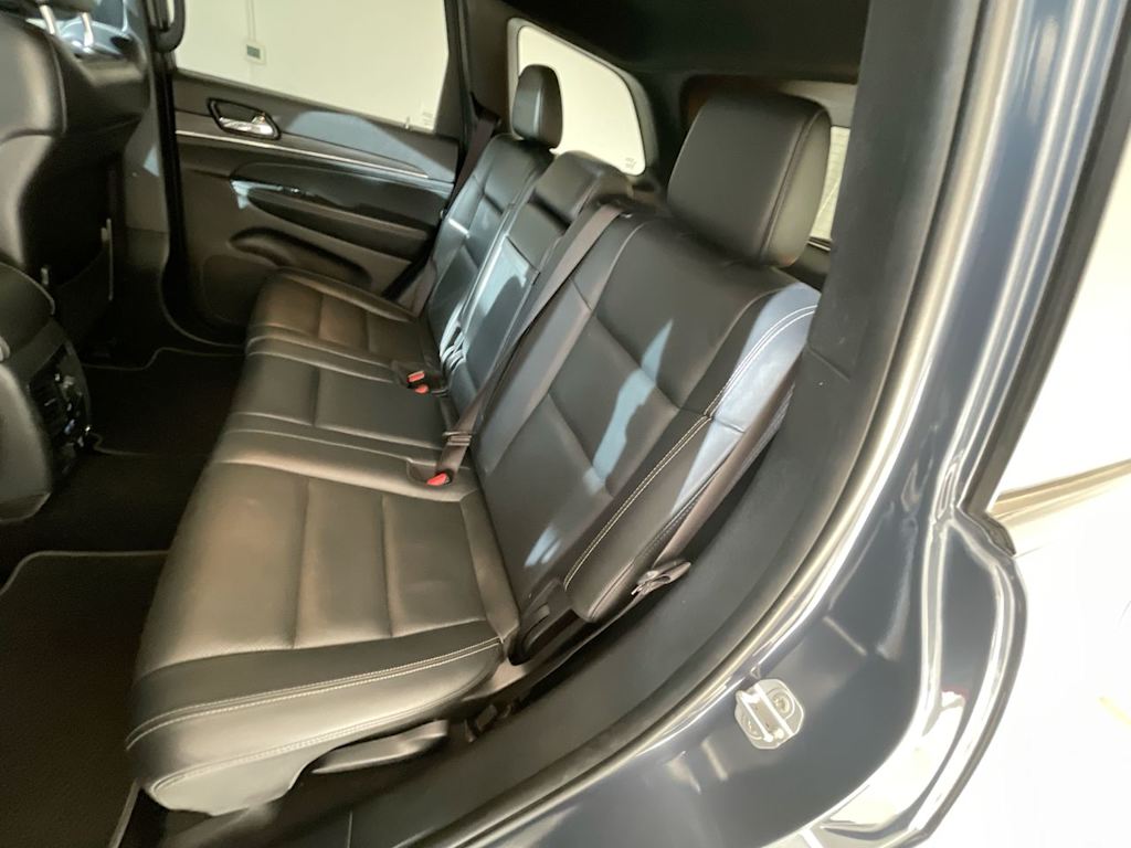Thumbnail: 2021 Jeep Grand Cherokee - 11