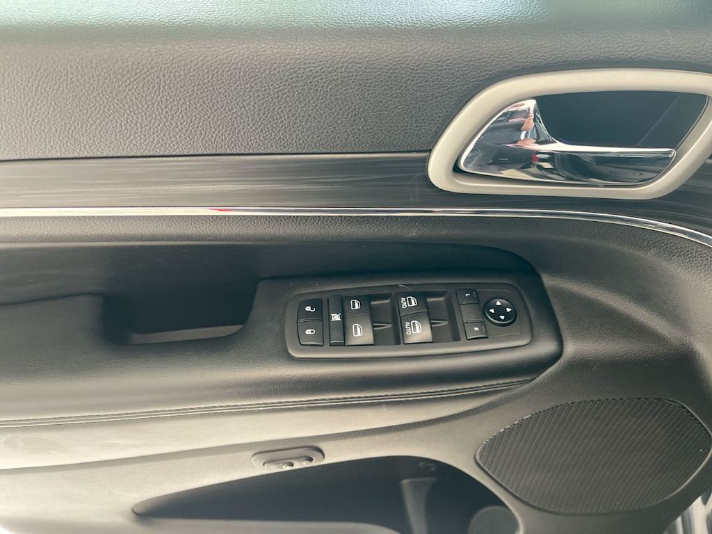 2021 Jeep Grand Cherokee Limited Edition 23