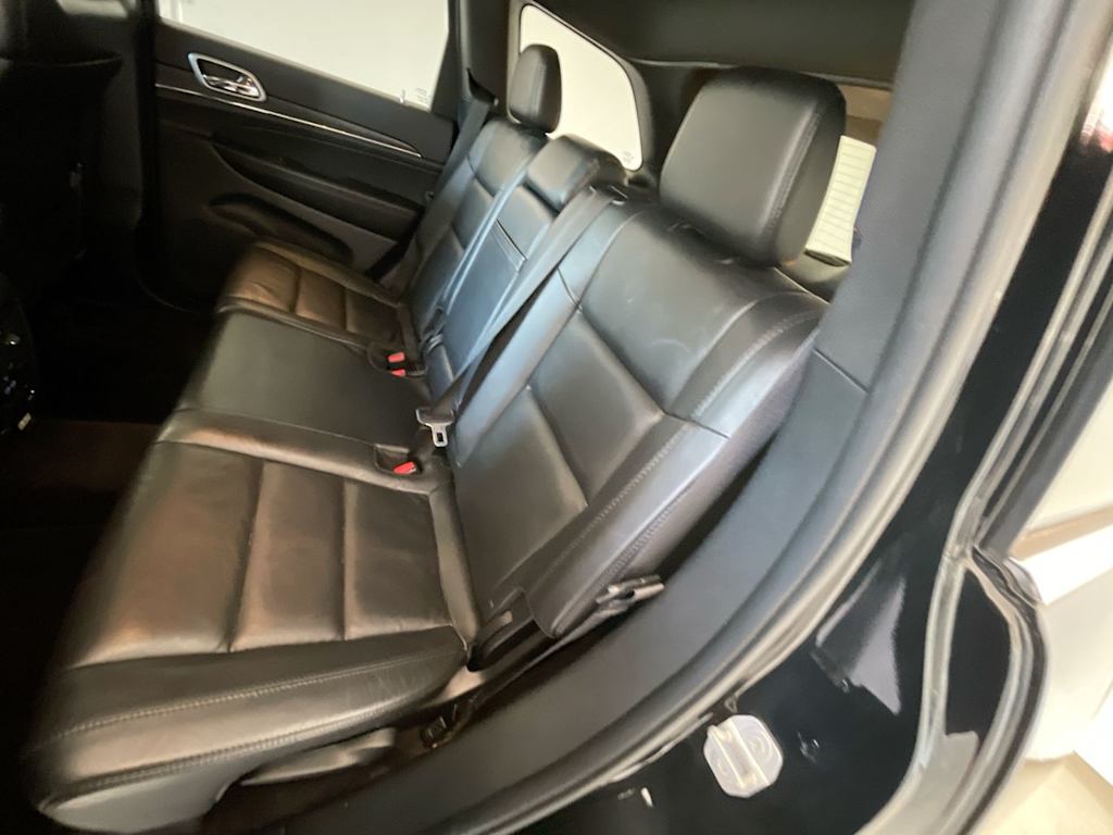 Thumbnail: 2018 Jeep Grand Cherokee - 11