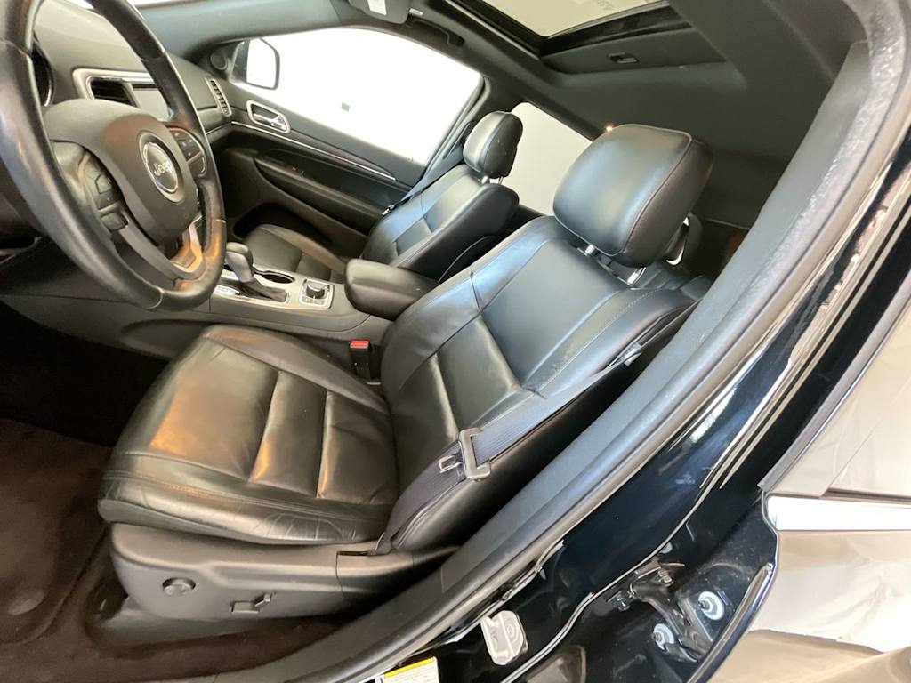 Thumbnail: 2018 Jeep Grand Cherokee - 9