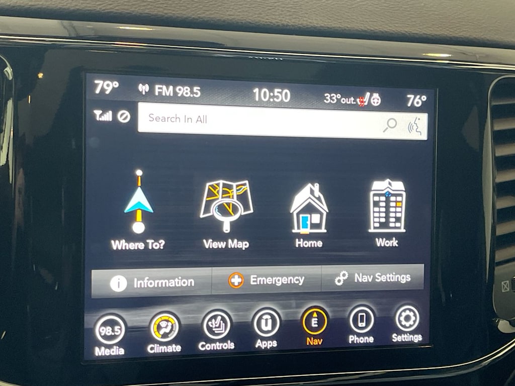 Thumbnail: 2021 Jeep Grand Cherokee - 25