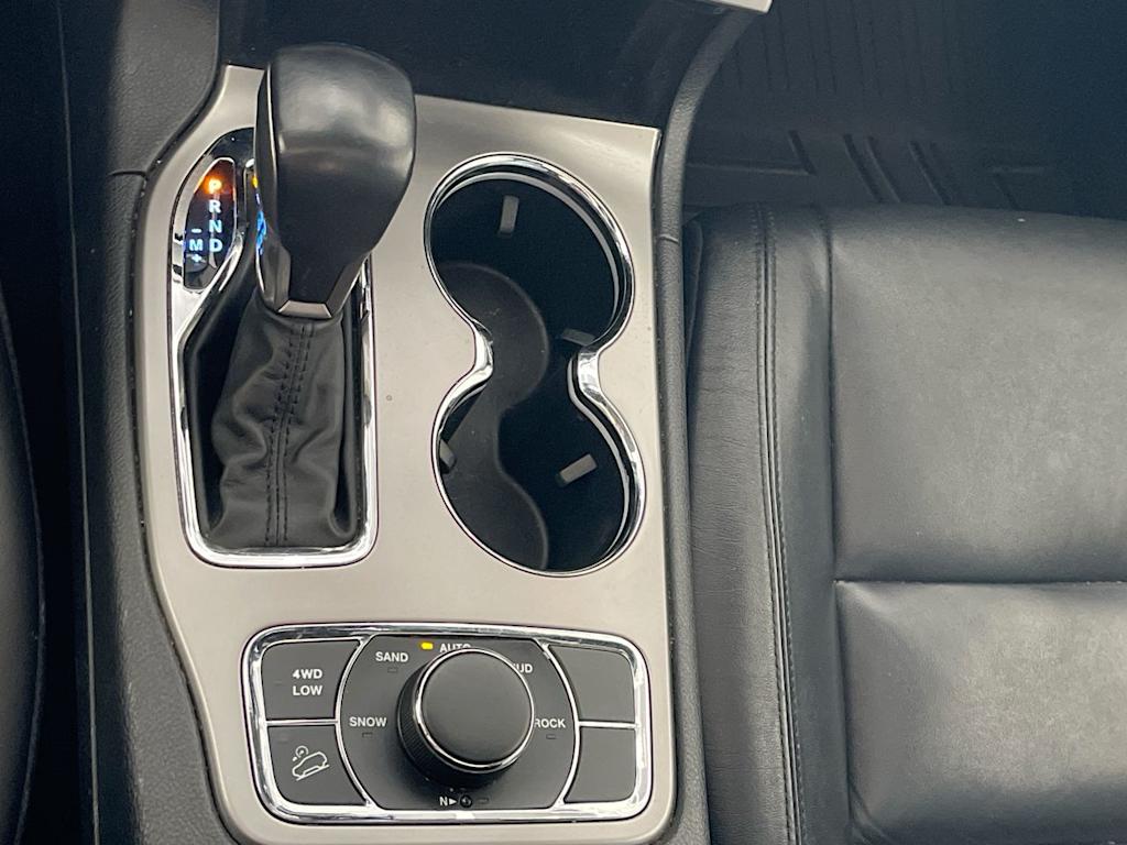 Thumbnail: 2021 Jeep Grand Cherokee - 14