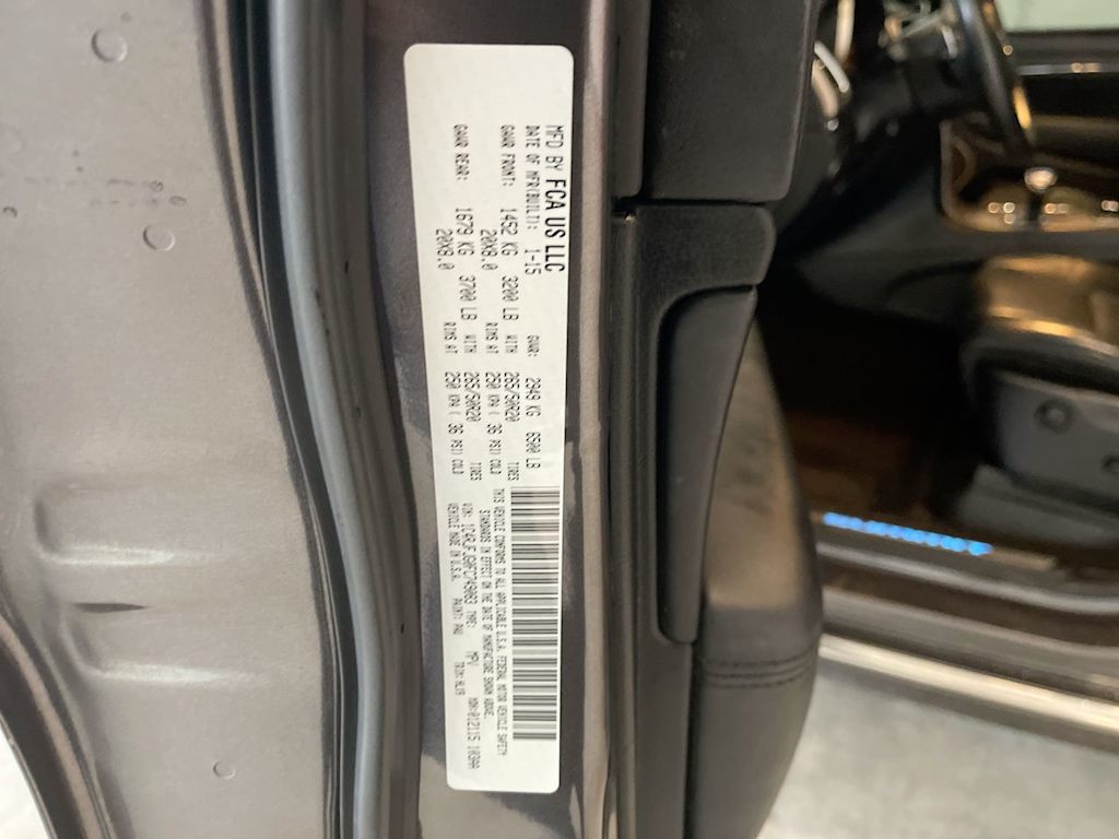 Thumbnail: 2015 Jeep Grand Cherokee - 16