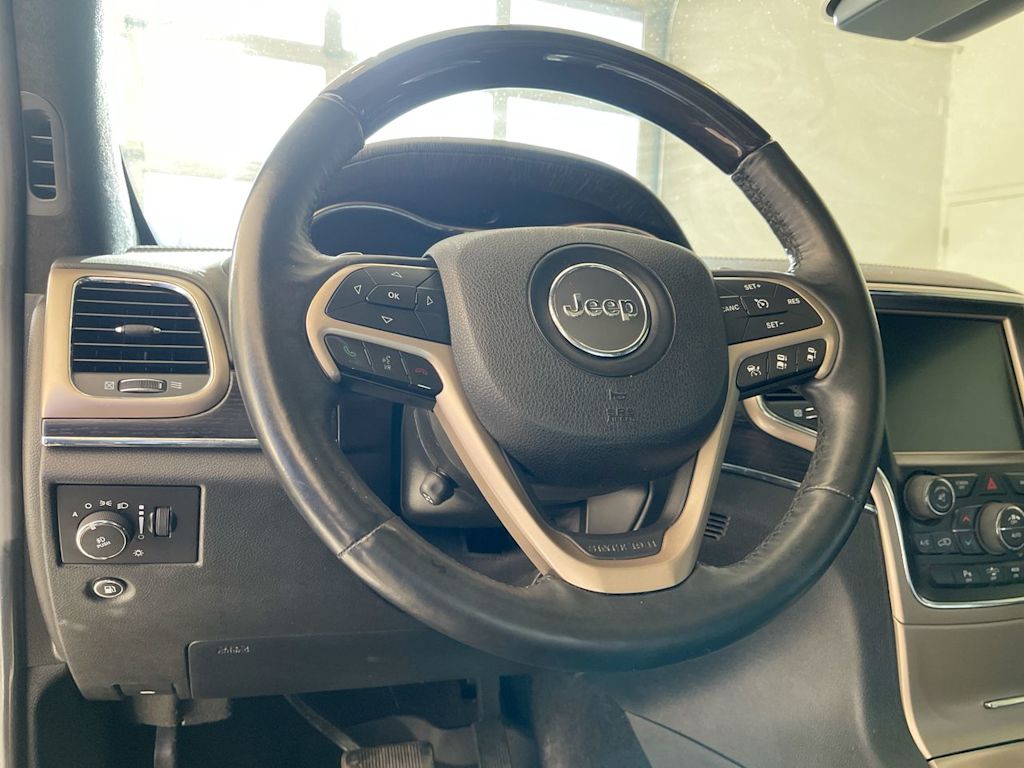 2014 Jeep Grand Cherokee Summit 2