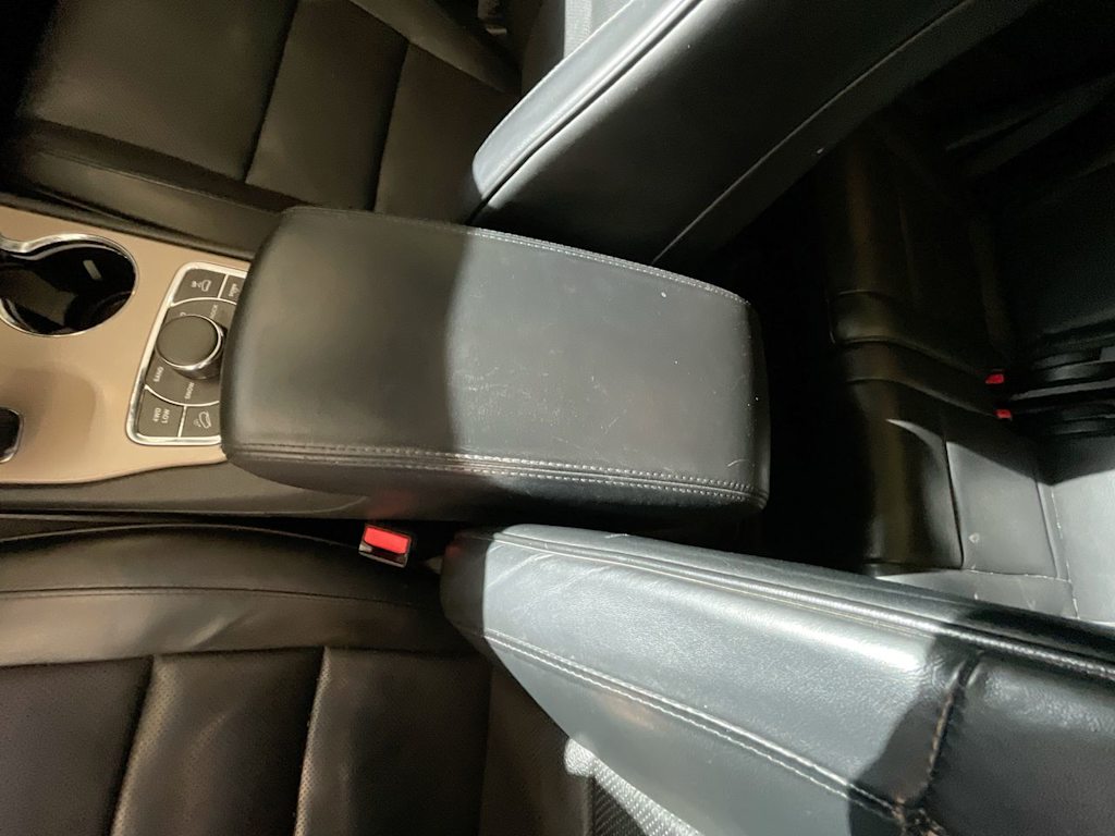 2014 Jeep Grand Cherokee Summit 27