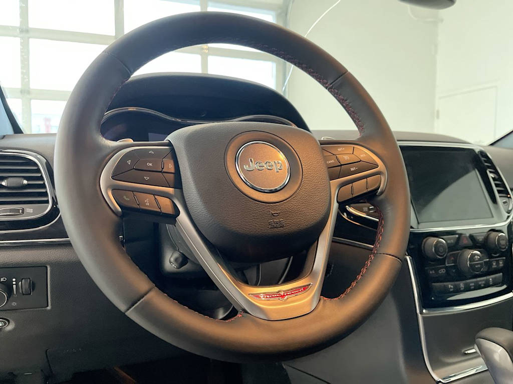 2019 Jeep Grand Cherokee Trailhawk 2