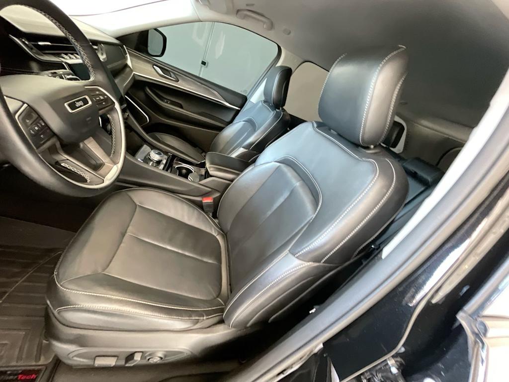 Thumbnail: 2022 Jeep Grand Cherokee - 8