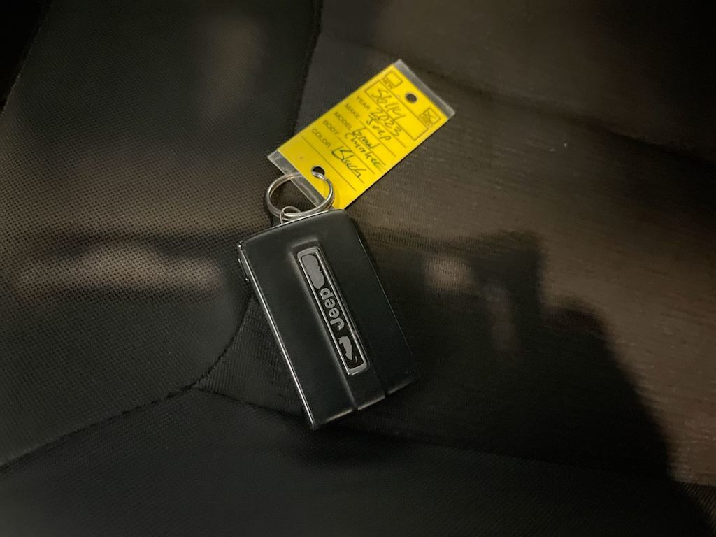 Thumbnail: 2023 Jeep Grand Cherokee L - 12