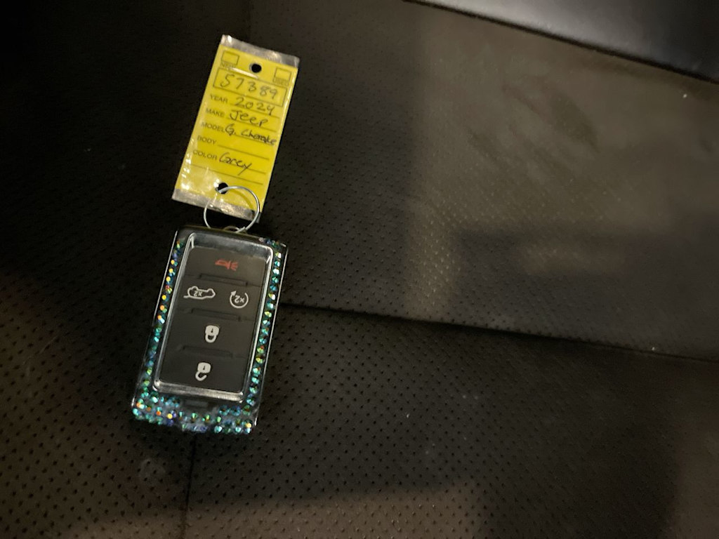 Thumbnail: 2024 Jeep Grand Cherokee L - 13