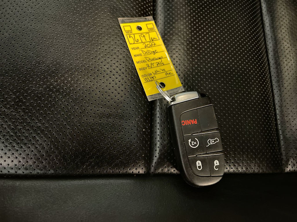 Thumbnail: 2022 Dodge Durango - 16