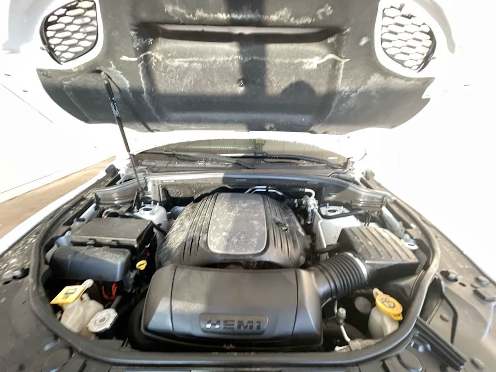 Thumbnail: 2022 Dodge Durango - 8