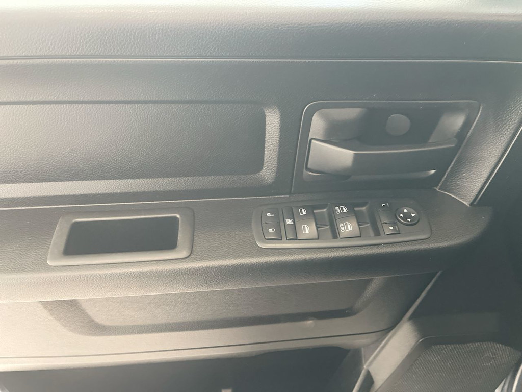 Thumbnail: 2020 RAM 1500 - 23