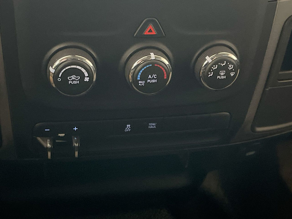 Thumbnail: 2023 RAM 1500 - 25