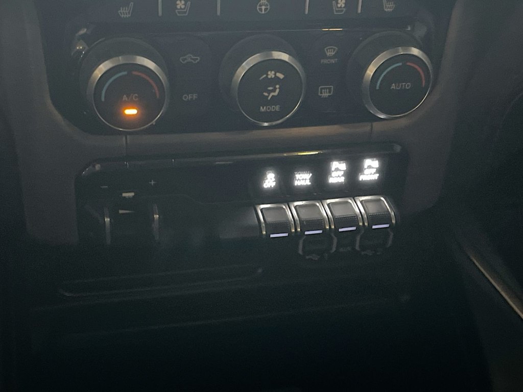 Thumbnail: 2022 RAM 1500 - 24