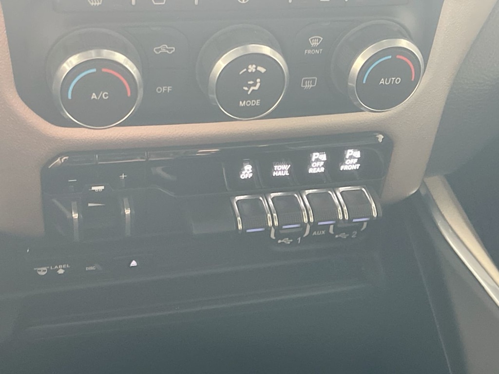 Thumbnail: 2019 RAM 1500 - 25