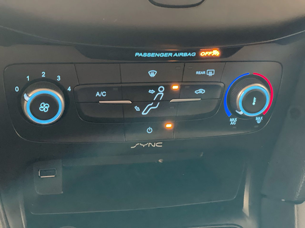 Thumbnail: 2018 Ford Focus - 25