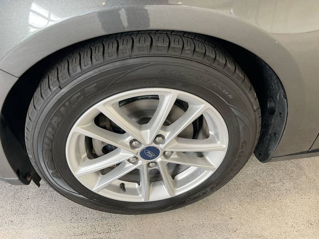 Thumbnail: 2018 Ford Focus - 7