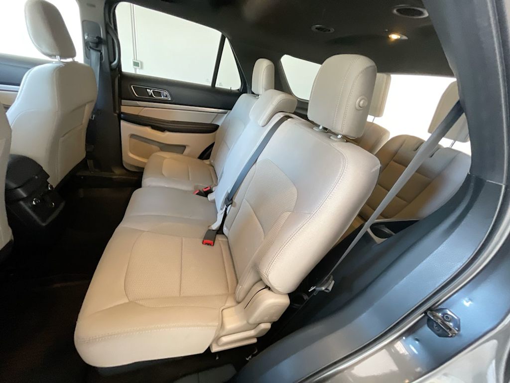 Thumbnail: 2018 Ford Explorer - 11