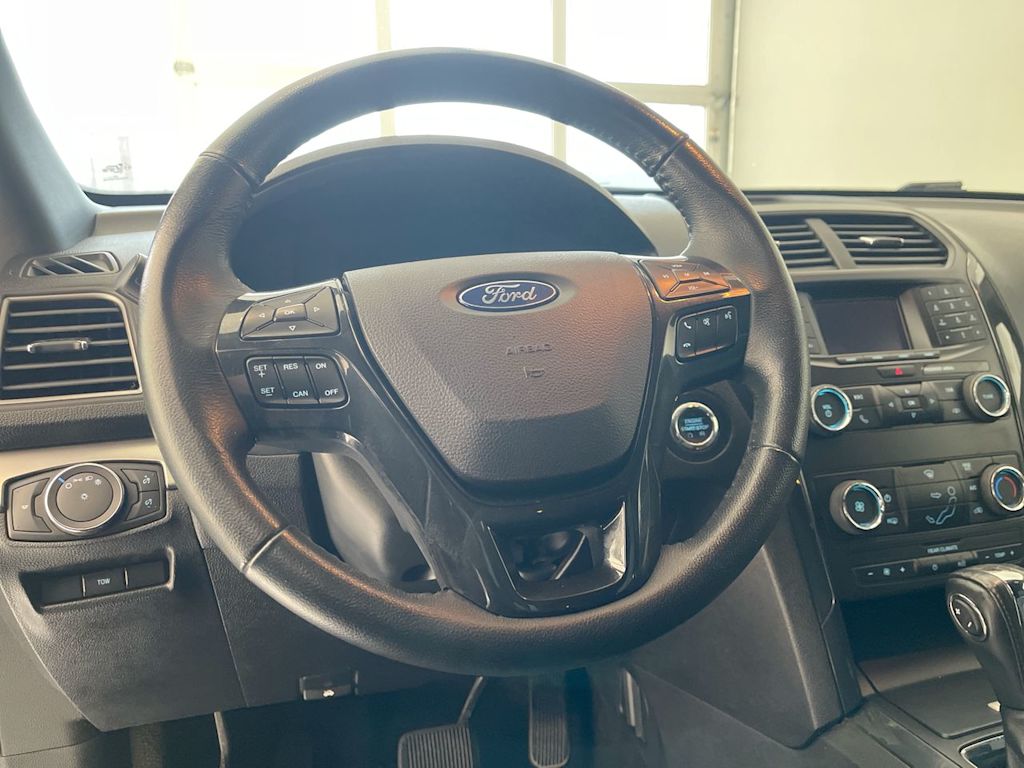 Thumbnail: 2018 Ford Explorer - 2