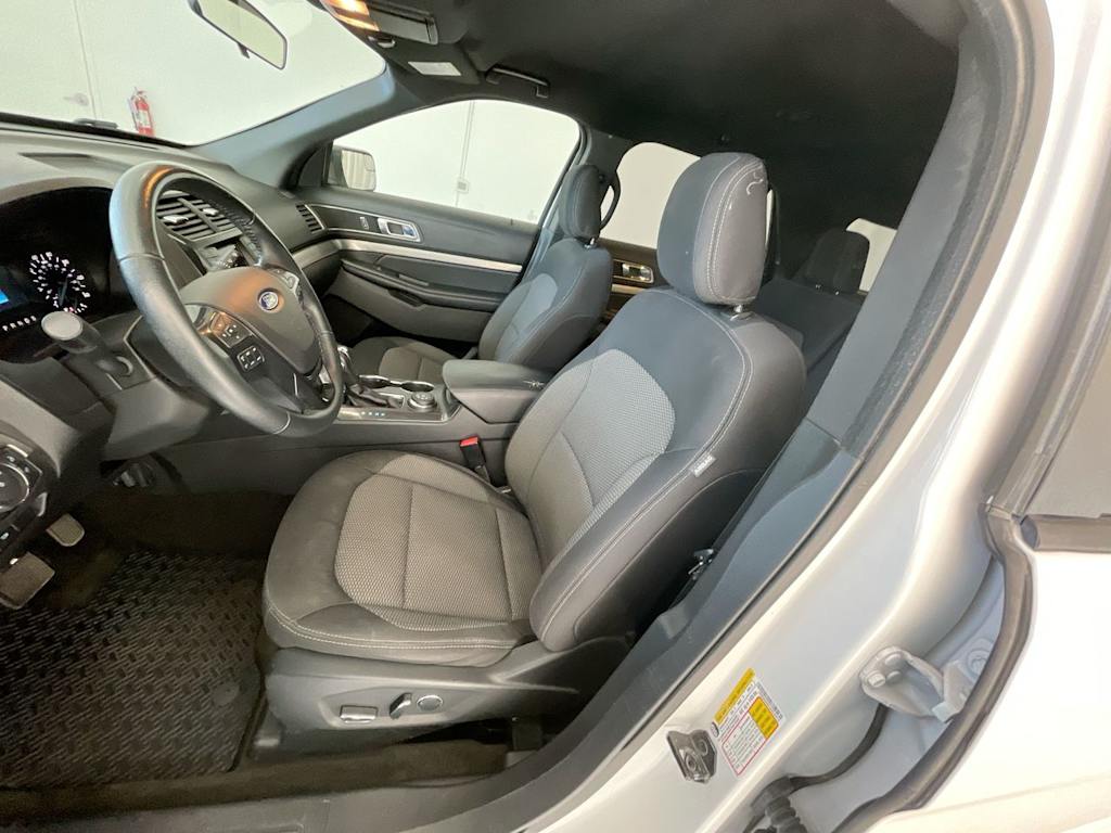 Thumbnail: 2018 Ford Explorer - 9