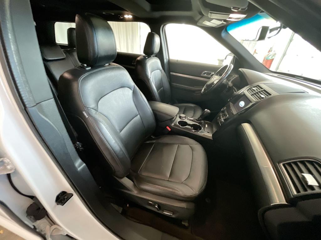 Thumbnail: 2018 Ford Explorer - 10