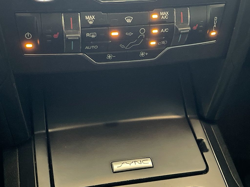 Thumbnail: 2018 Ford Explorer - 24