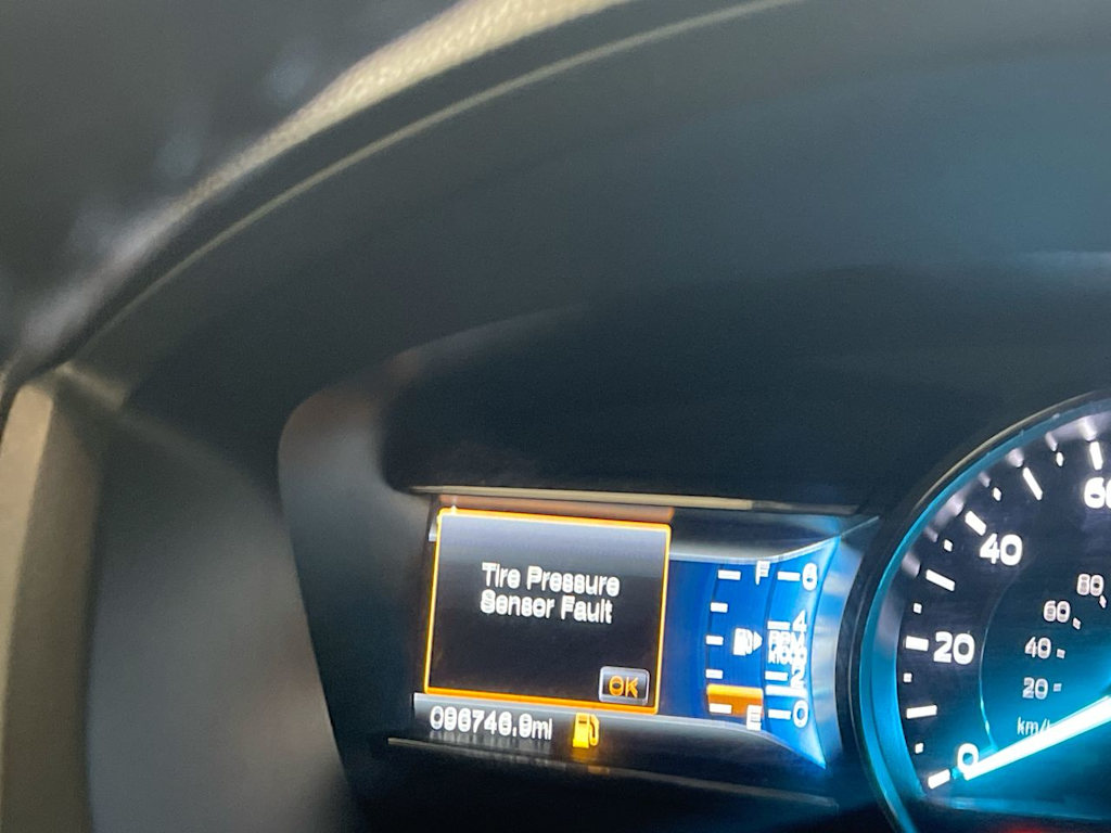 Thumbnail: 2017 Ford Explorer - 14