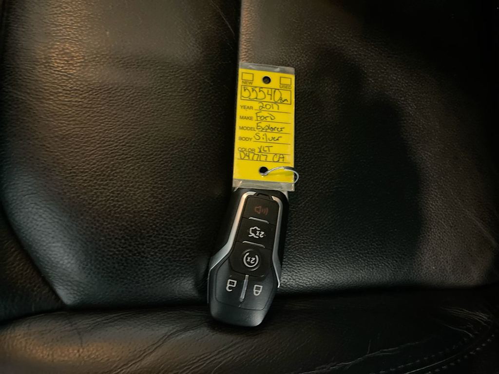 Thumbnail: 2017 Ford Explorer - 16