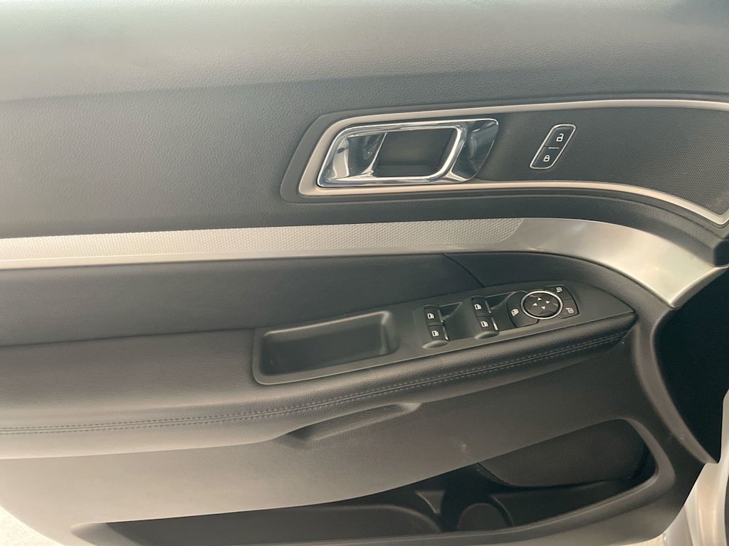 Thumbnail: 2017 Ford Explorer - 23