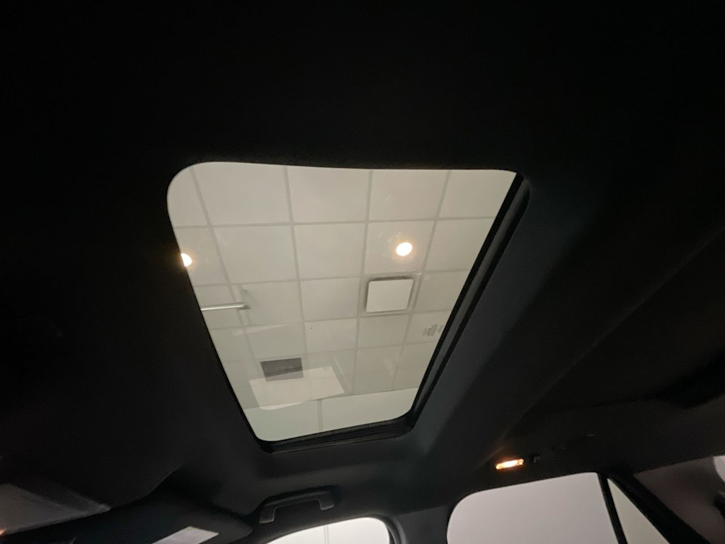 Thumbnail: 2017 Ford Explorer - 28