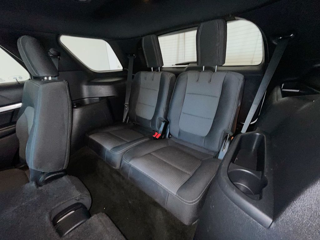Thumbnail: 2016 Ford Explorer - 26