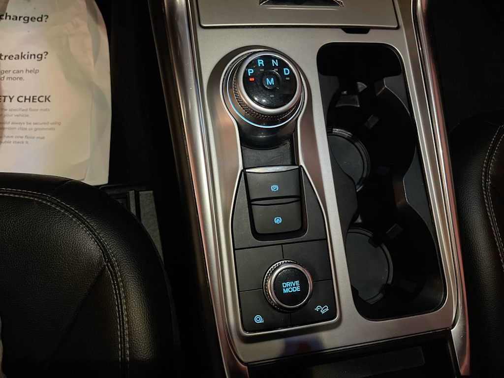 Thumbnail: 2021 Ford Explorer - 12