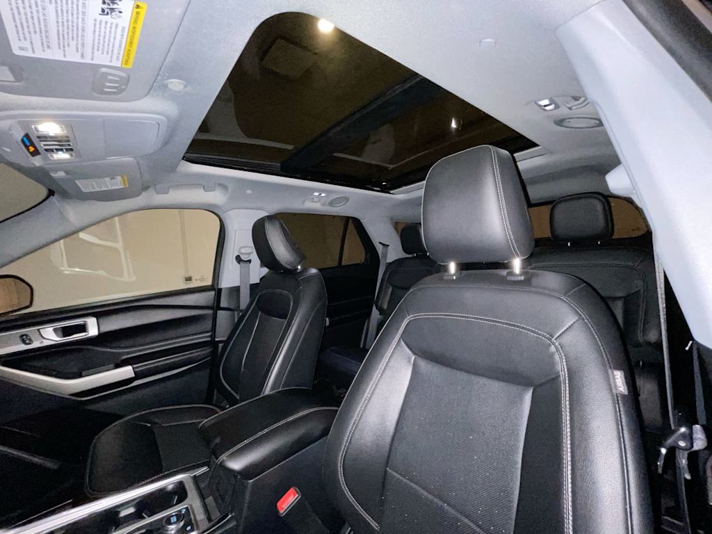 Thumbnail: 2021 Ford Explorer - 9