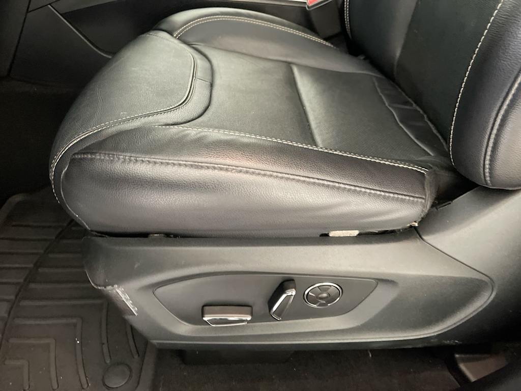 Thumbnail: 2020 Ford Explorer - 20