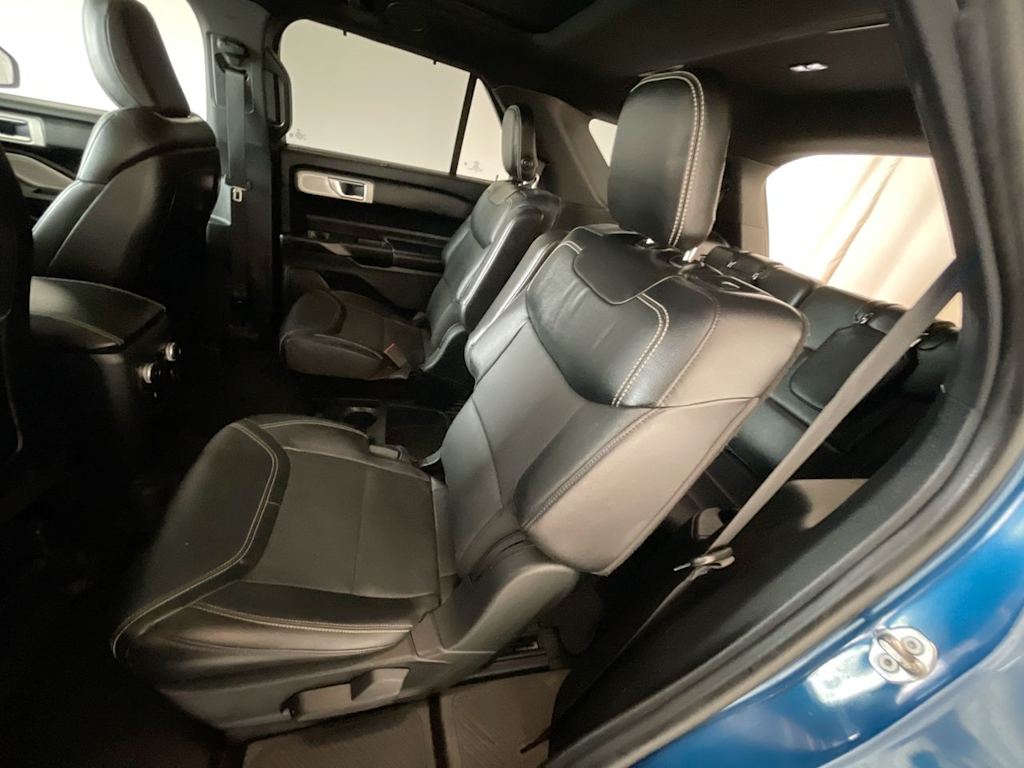 Thumbnail: 2020 Ford Explorer - 11