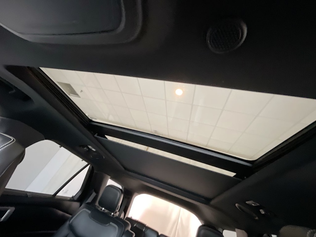 Thumbnail: 2020 Ford Explorer - 26