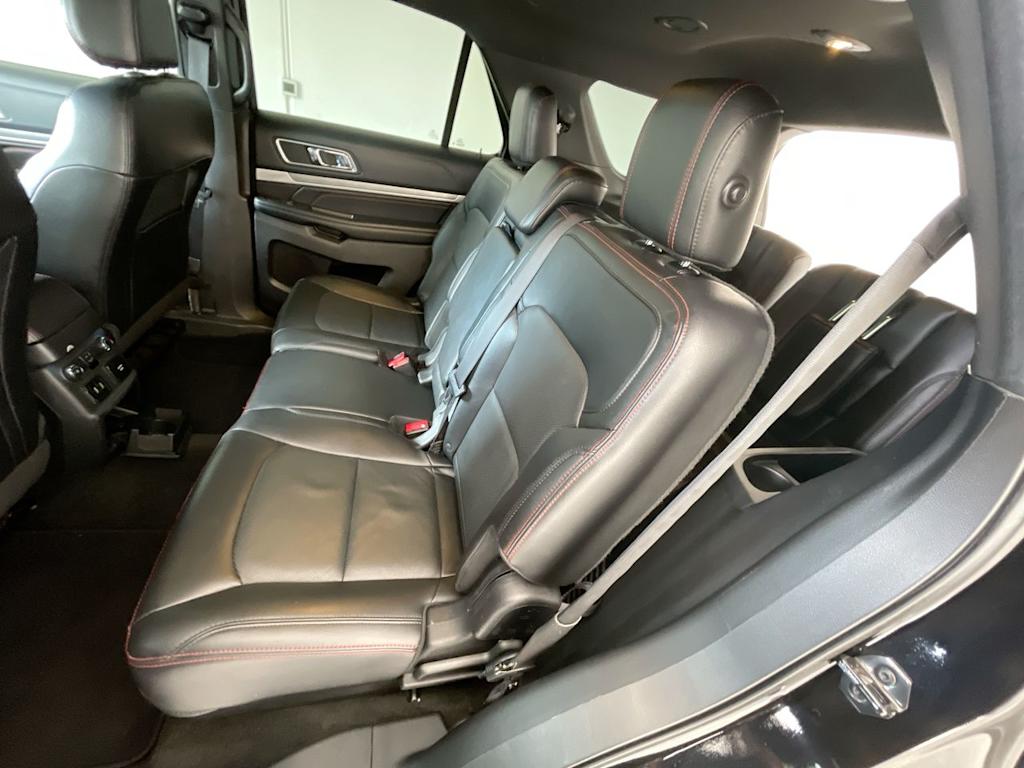 Thumbnail: 2016 Ford Explorer - 11