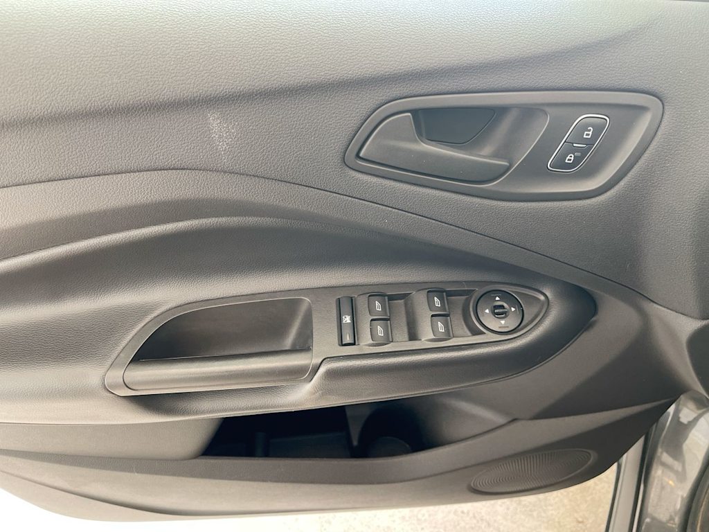 Thumbnail: 2019 Ford Escape - 23