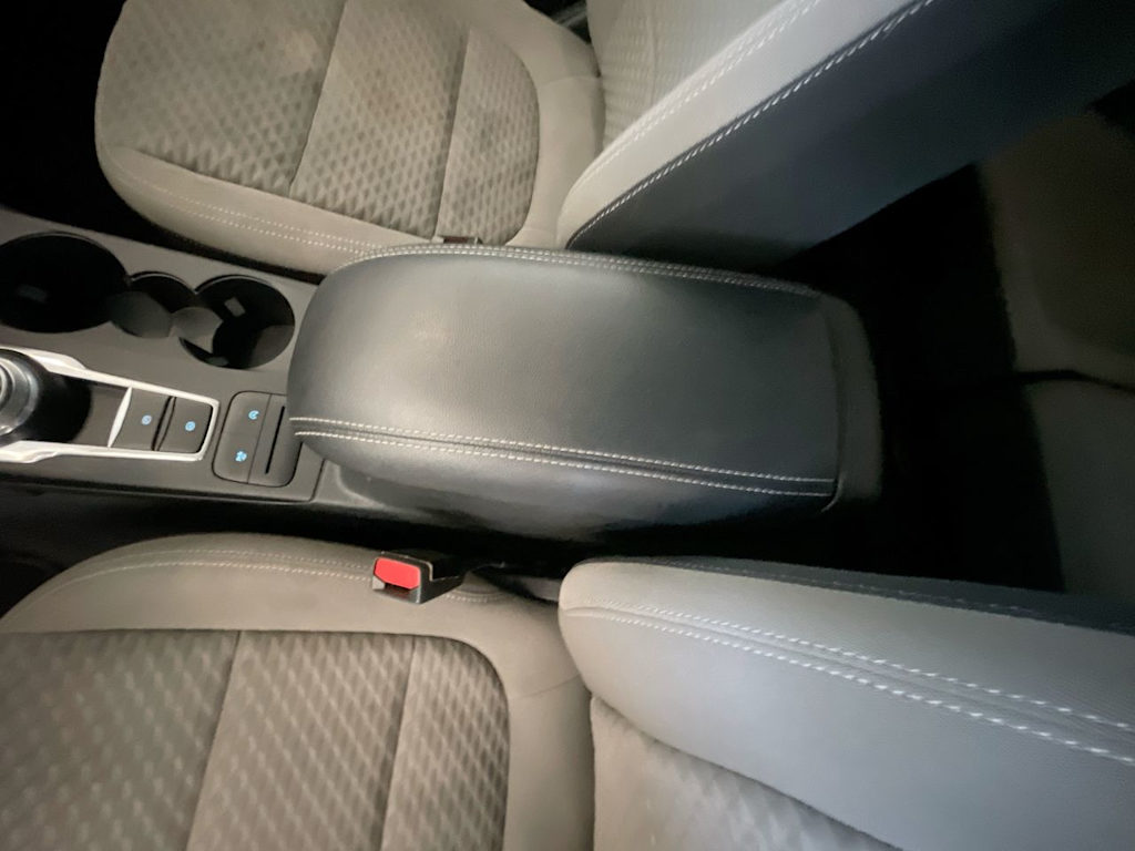 2021 Ford Escape SE 11