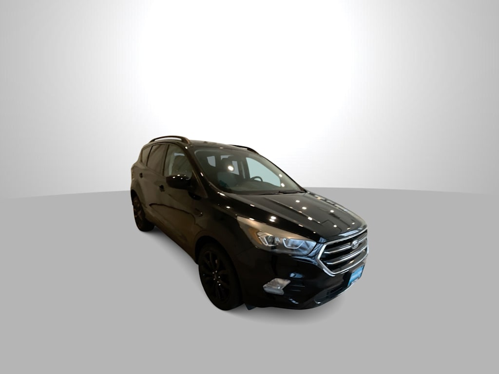 Thumbnail: 2017 Ford Escape - 4