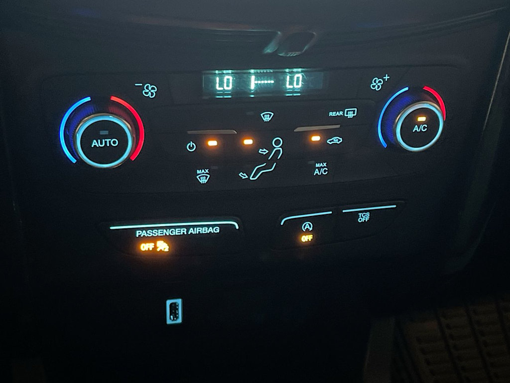 Thumbnail: 2017 Ford Escape - 25