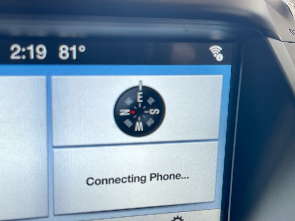 Thumbnail: 2019 Ford Escape - 16