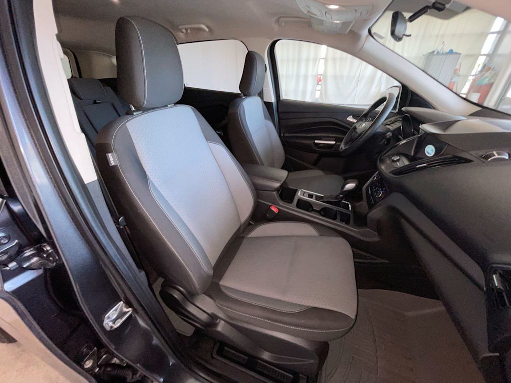 Thumbnail: 2019 Ford Escape - 10