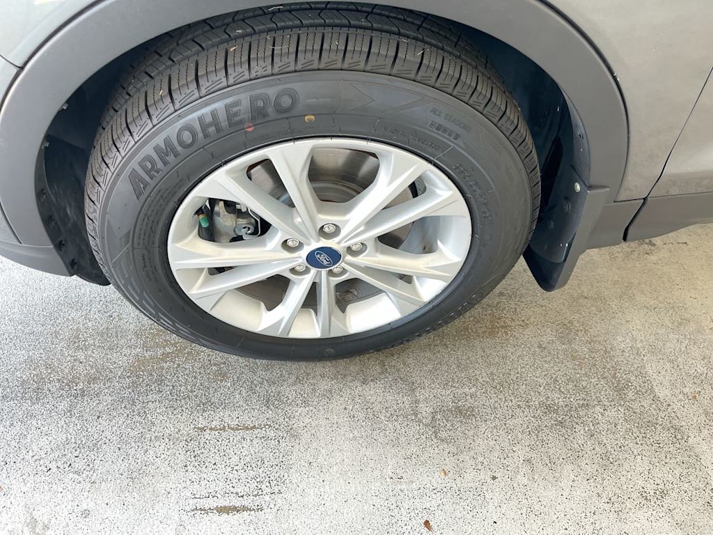 Thumbnail: 2019 Ford Escape - 7