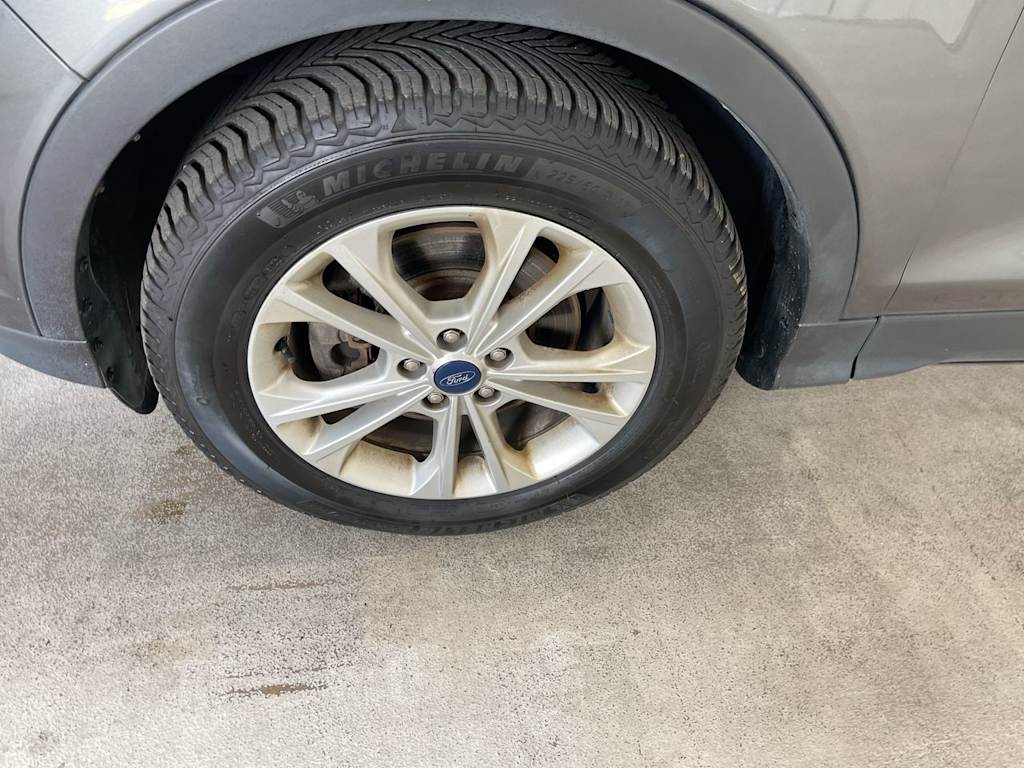 Thumbnail: 2018 Ford Escape - 7