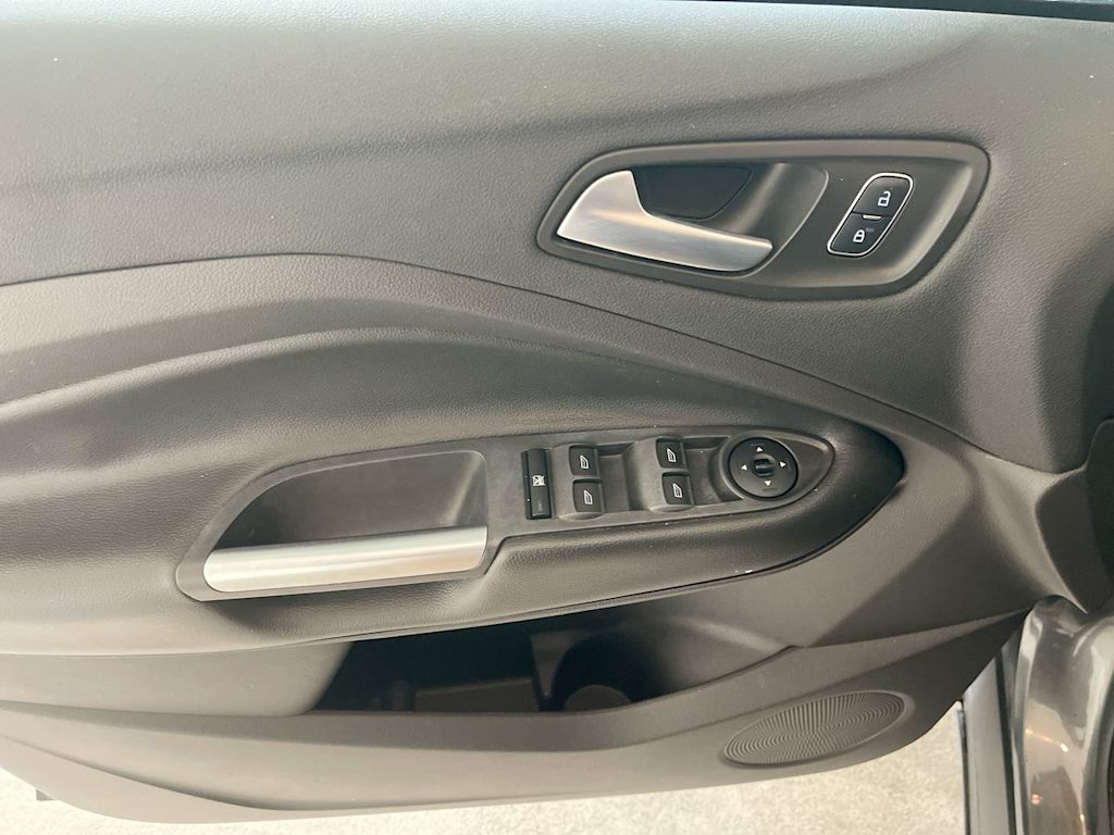 Thumbnail: 2018 Ford Escape - 23