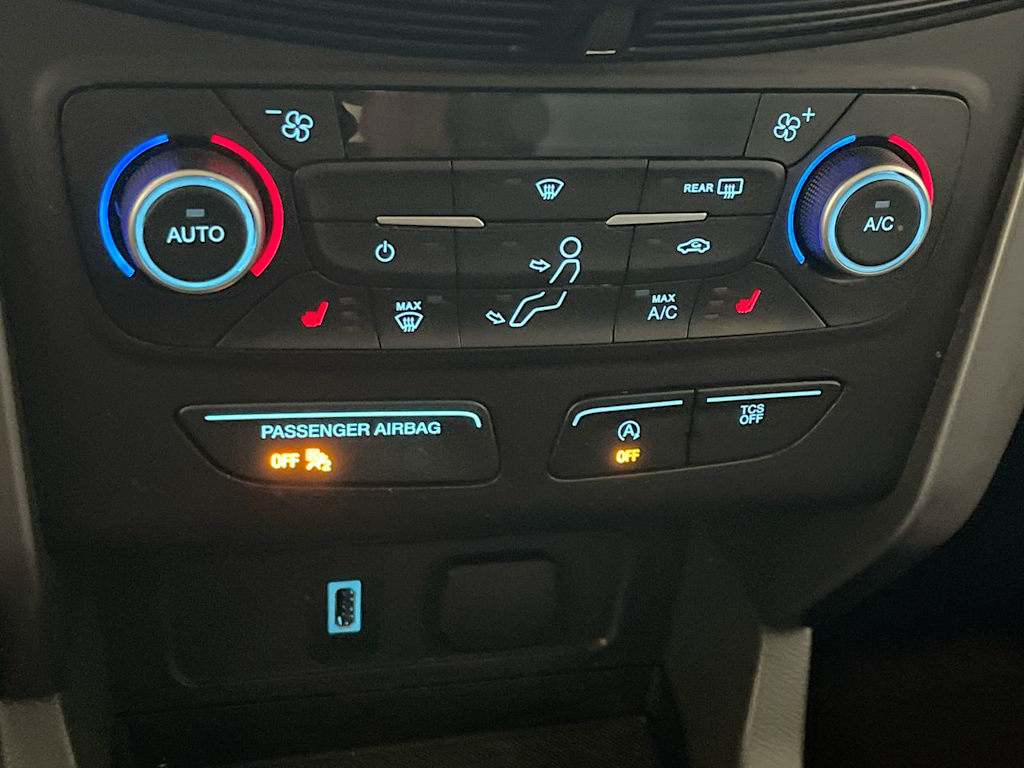 Thumbnail: 2018 Ford Escape - 25