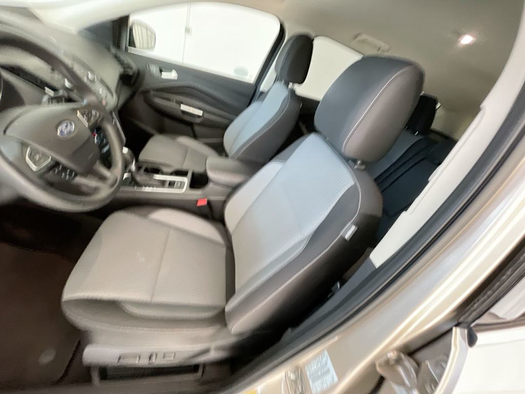 Thumbnail: 2017 Ford Escape - 9