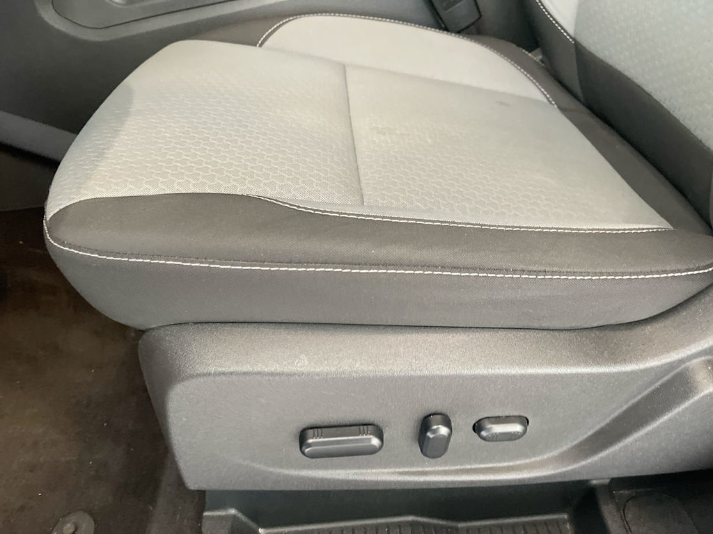 Thumbnail: 2019 Ford Escape - 22